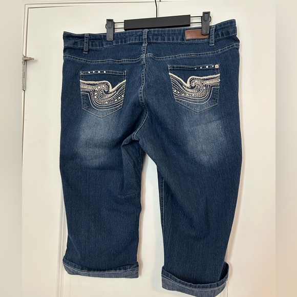 Dkin Jean Capri size 20w - Picture 3 of 5